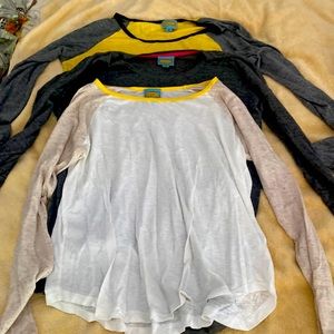 3x long sleeve C&C California shirts